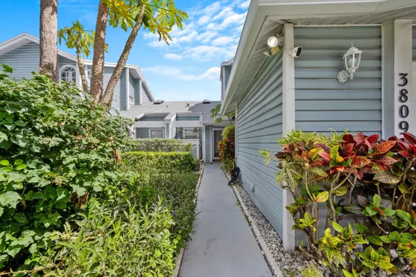 Lake Worth, FL 33462,3809 E Island Club CIR