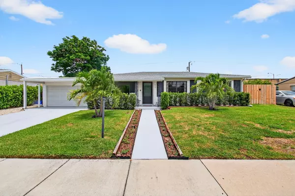 826 Cochran DR, Lake Worth Beach, FL 33461