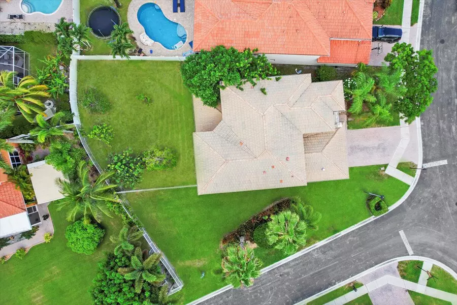 6678 Traveler RD, West Palm Beach, FL 33411