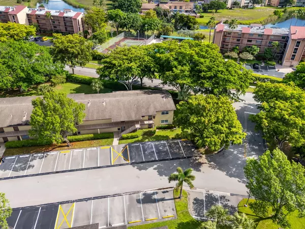 Margate, FL 33063,7360 NW 1st ST 208