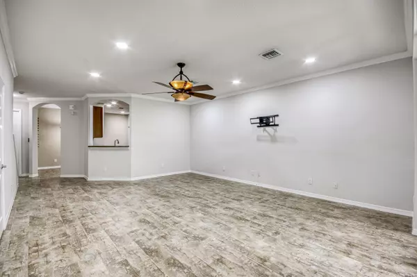 Palm Beach Gardens, FL 33418,4871 Bonsai CIR 107