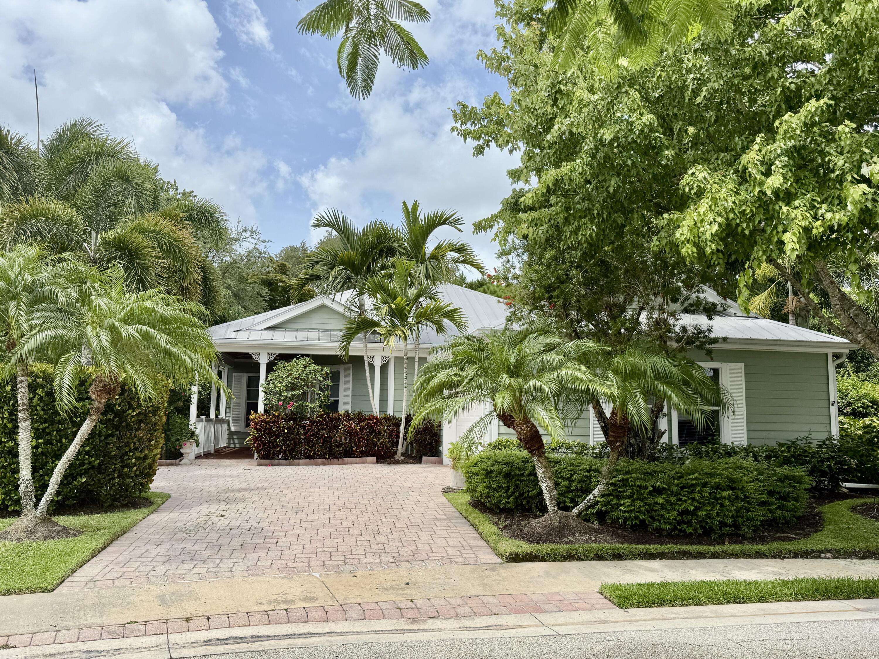 Port Saint Lucie, FL 34983,404 NE Ginger Lily PL
