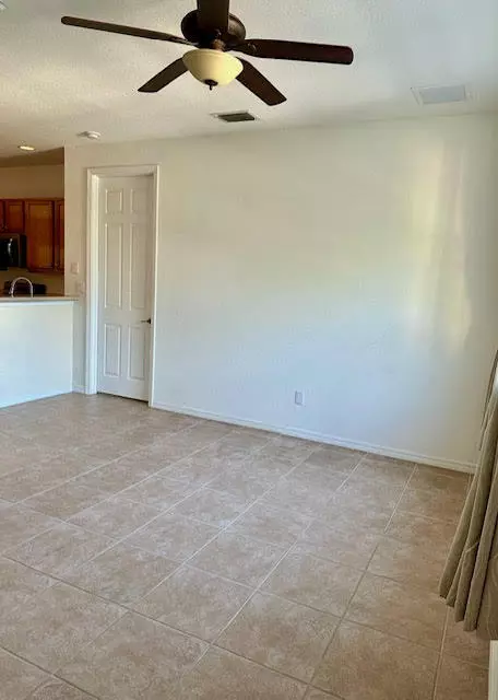 Delray Beach, FL 33444,115 S Longport CIR A2