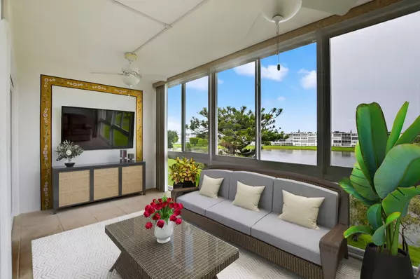 Boca Raton, FL 33434,4002 Ainslie A