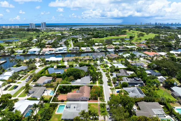 North Palm Beach, FL 33408,709 Pelican WAY