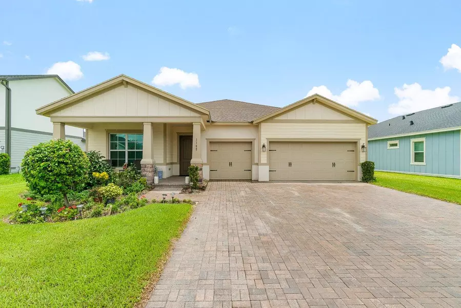 1102 Haywagon TRL, The Acreage, FL 33470