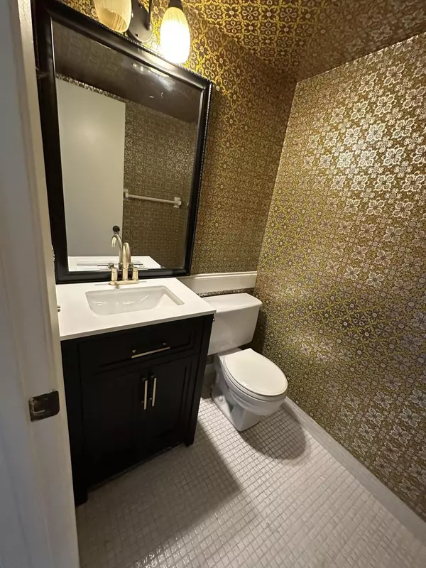 Palm Springs, FL 33461,700 Village Green CT 303