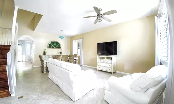 Palm Beach Gardens, FL 33418,126 Hidden Hollow DR