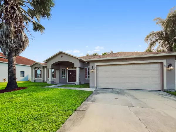 2081 SW Burlington ST, Port Saint Lucie, FL 34984