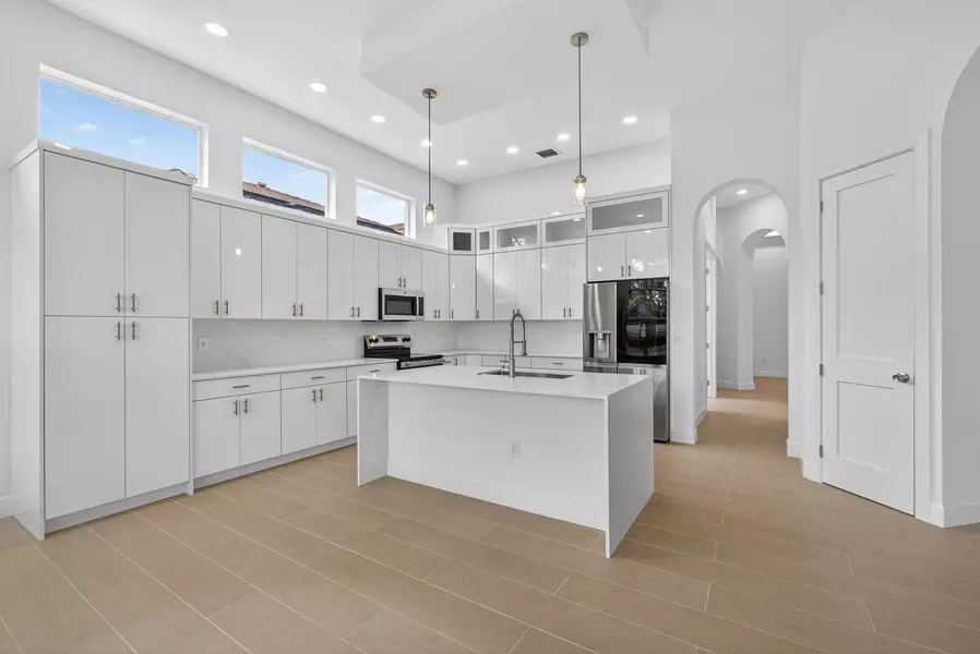 8873 Via Brilliante, Wellington, FL 33411