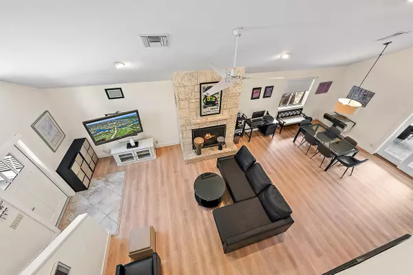 Jupiter, FL 33478,15629 N 95th AVE