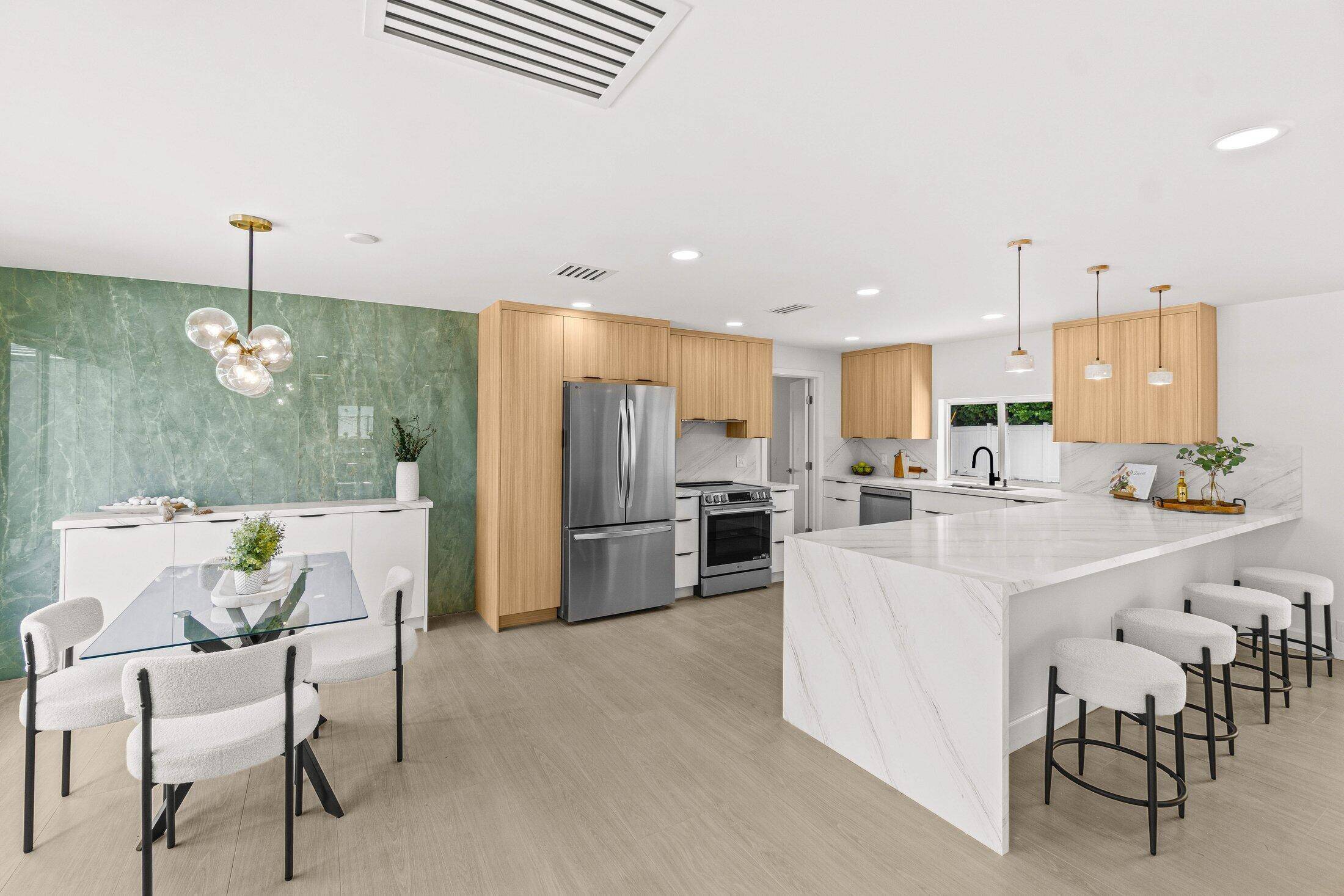723 SW 25th AVE, Boynton Beach, FL 33435