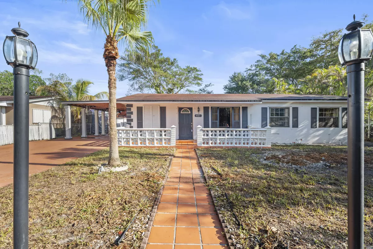 Miami Gardens, FL 33055,4021 NW 201st ST