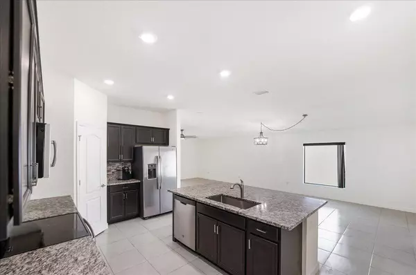 Fort Pierce, FL 34947,900 Bent Creek DR