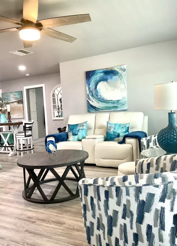 Boynton Beach, FL 33426,130 NW 10th CT