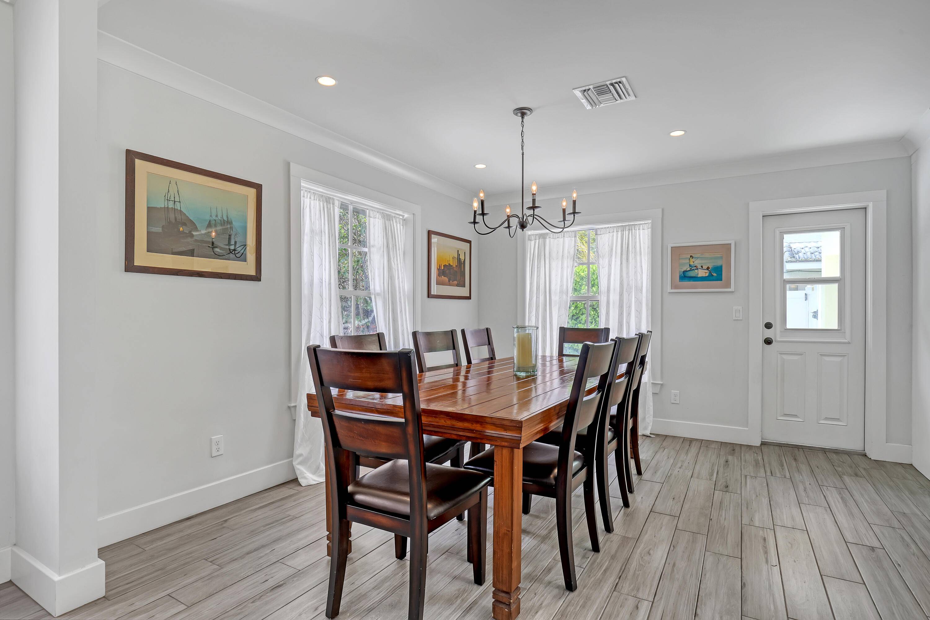 Palm Beach Shores, FL 33404,219 Claremont LN