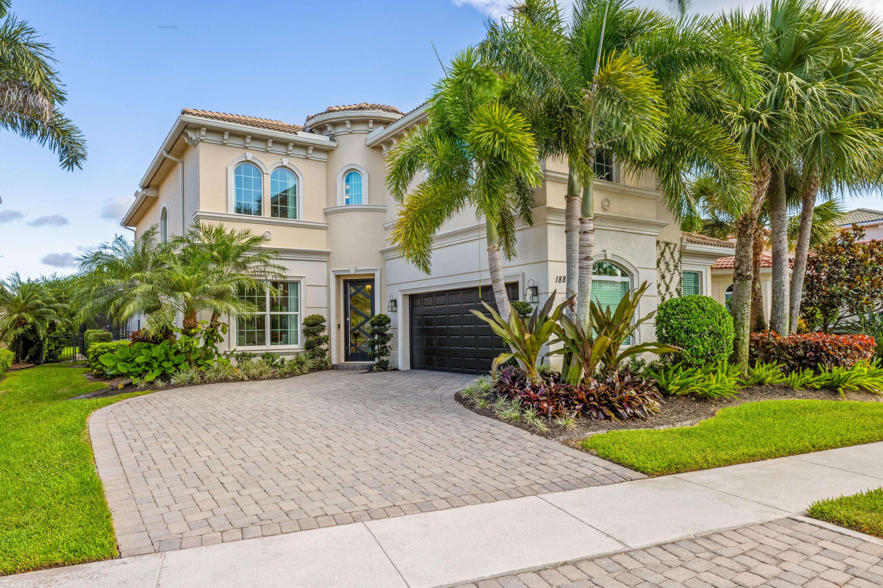 Jupiter, FL 33478,188 Carina DR
