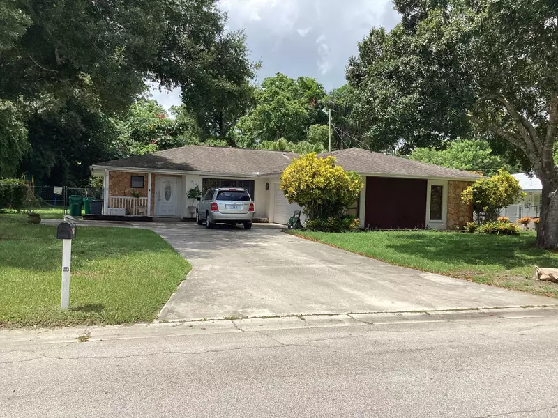 2616 Newport DR, Fort Pierce, FL 34982