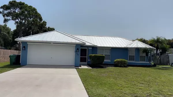 2109 SE Trillo ST, Port Saint Lucie, FL 34952