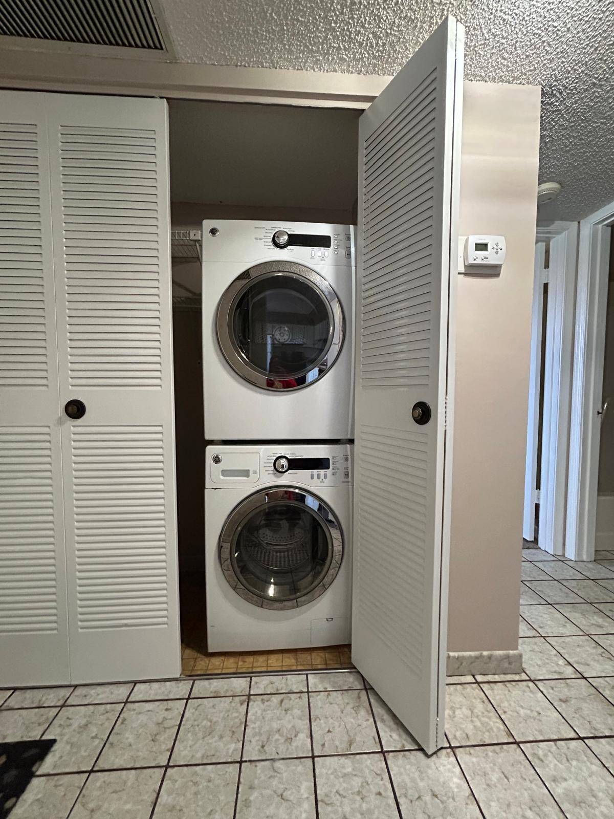 Coral Springs, FL 33065,3738 N University DR H-2
