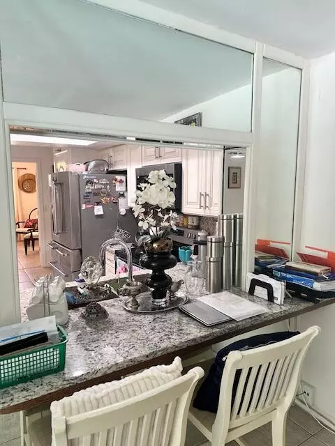 Lake Worth, FL 33467,68 W Coconut DR