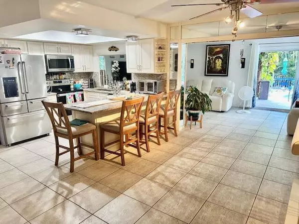 Lake Worth, FL 33467,68 W Coconut DR