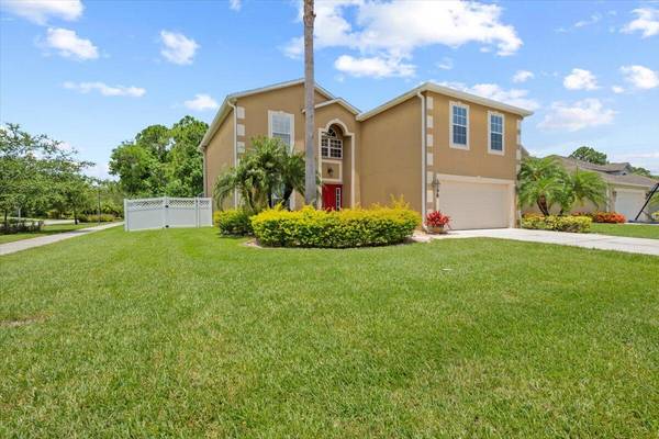 5098 NW Fiddle Leaf CT, Port Saint Lucie, FL 34986