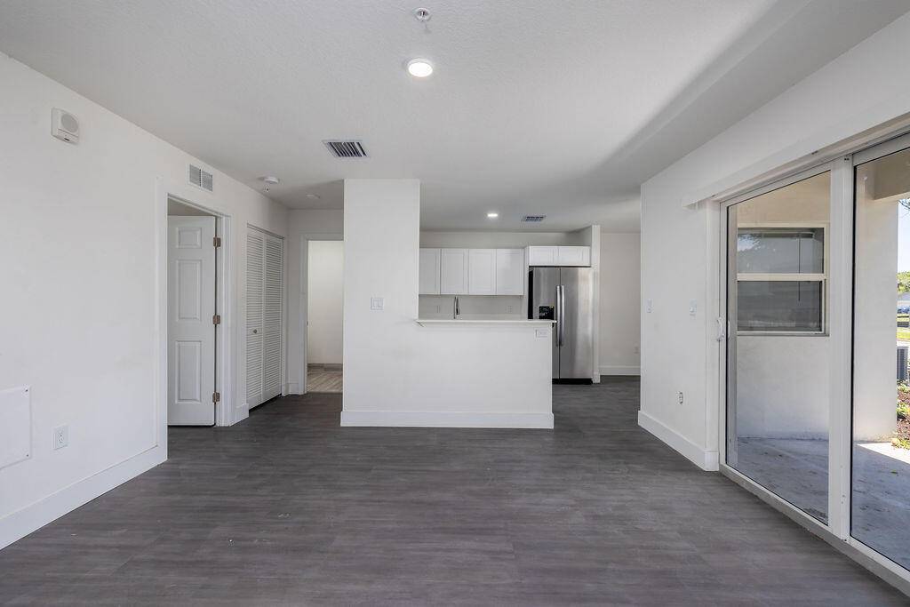 Fort Pierce, FL 34950,1850 Nebraska AVE 103