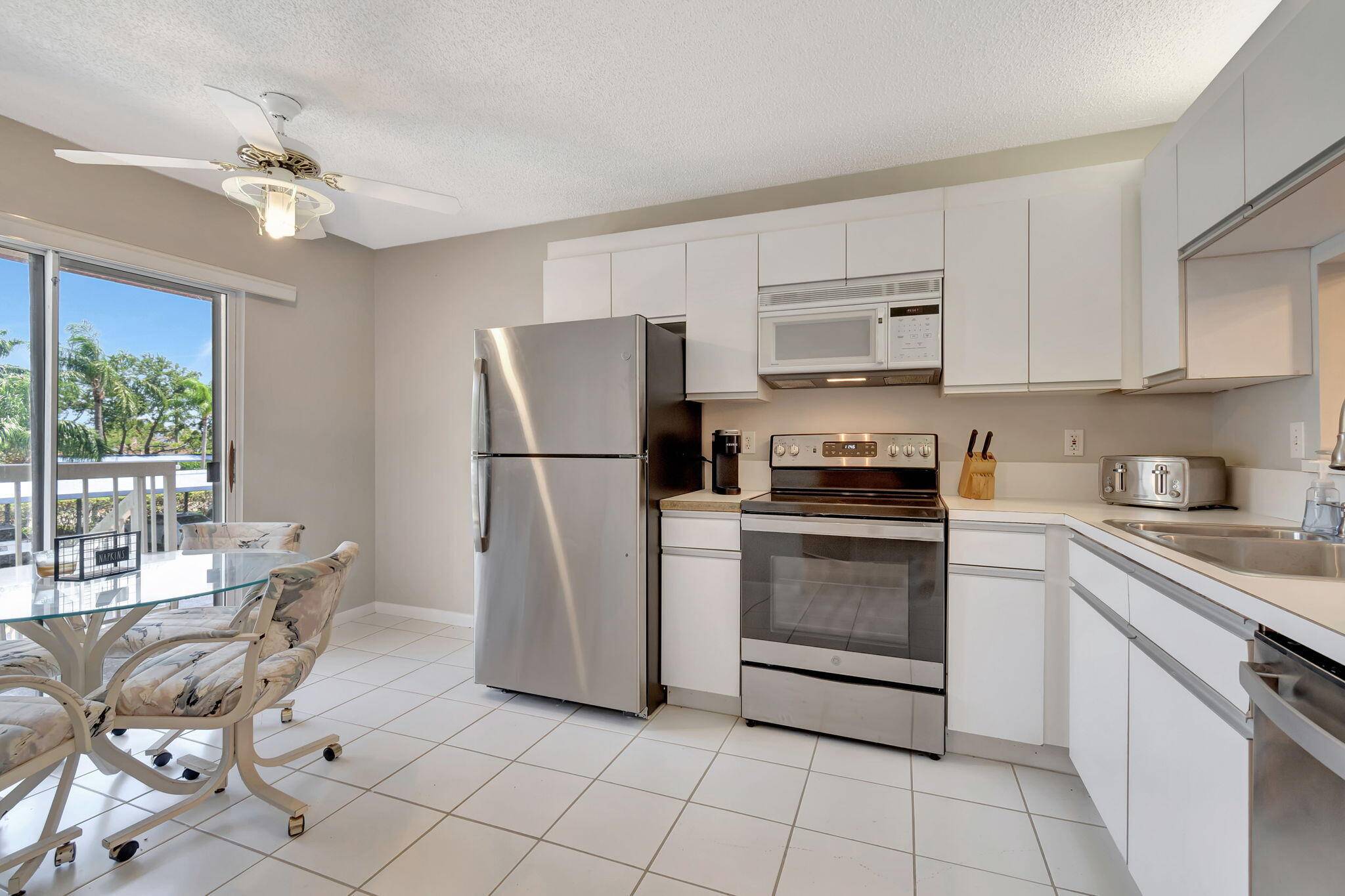 Boca Raton, FL 33487,280 NW 67 ST B 207