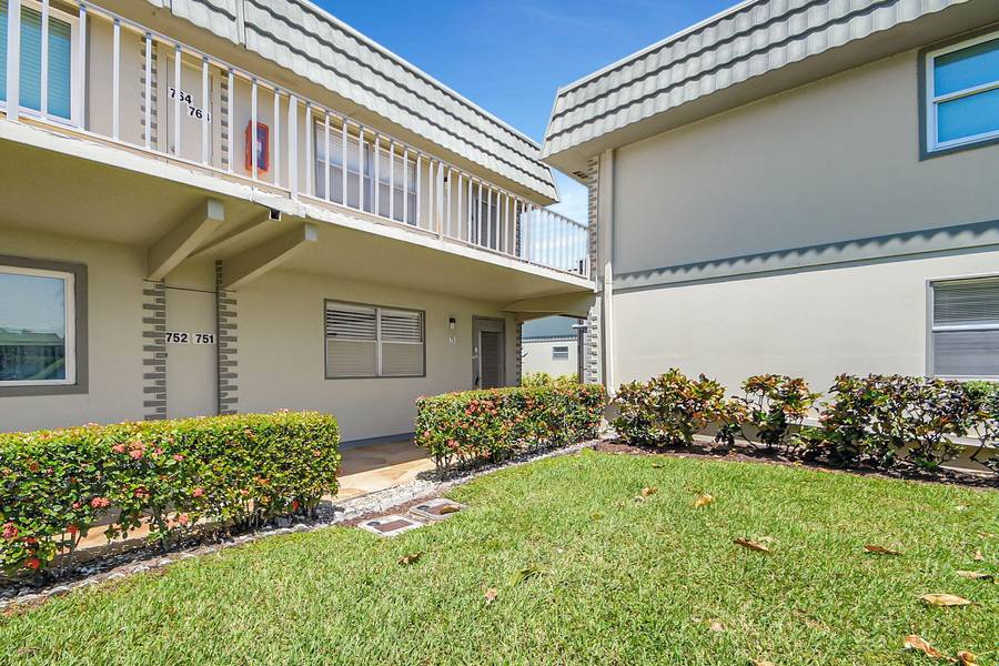 751 Monaco P 751, Delray Beach, FL 33446