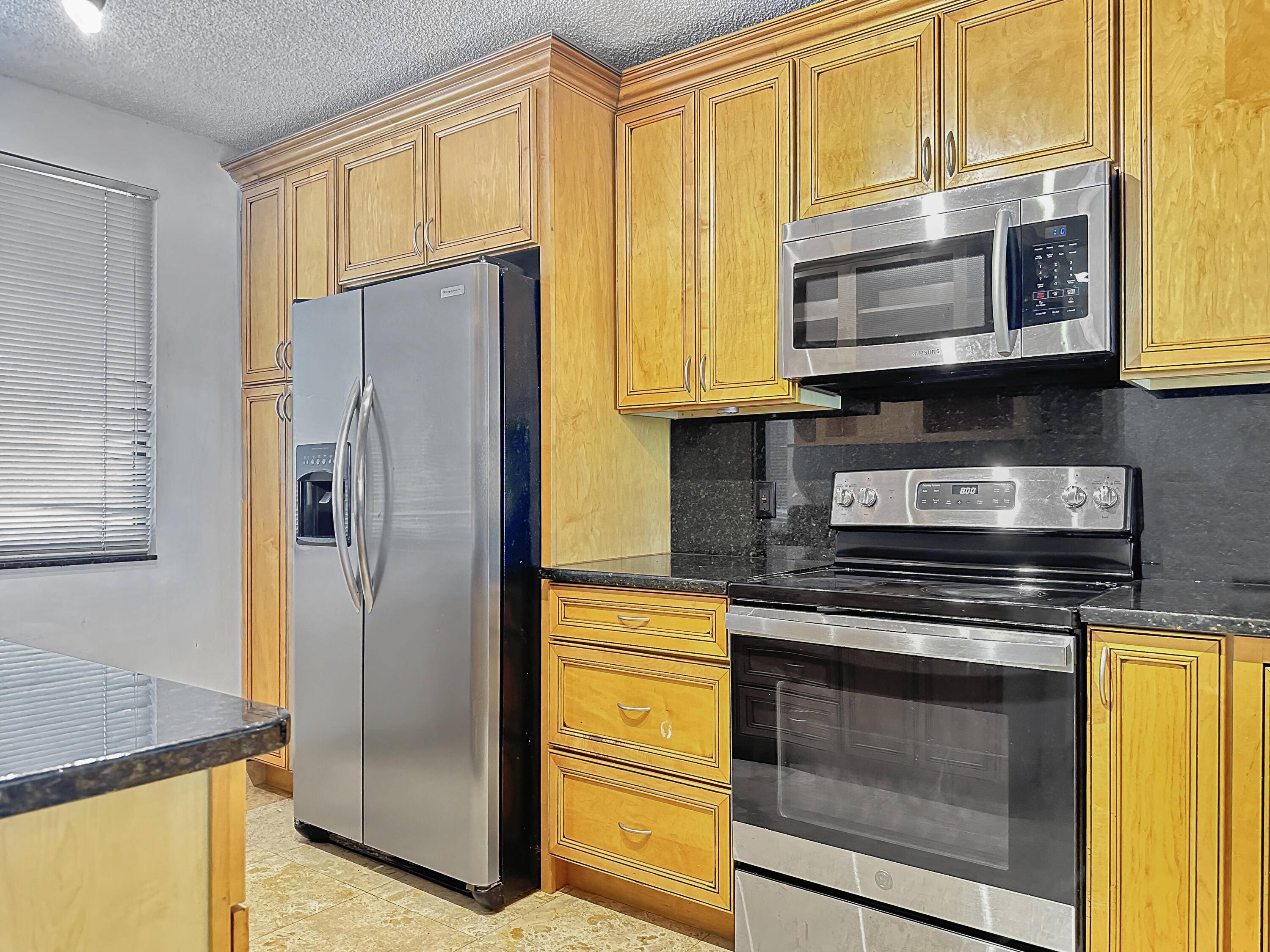 West Palm Beach, FL 33409,2761 Village BLVD 306