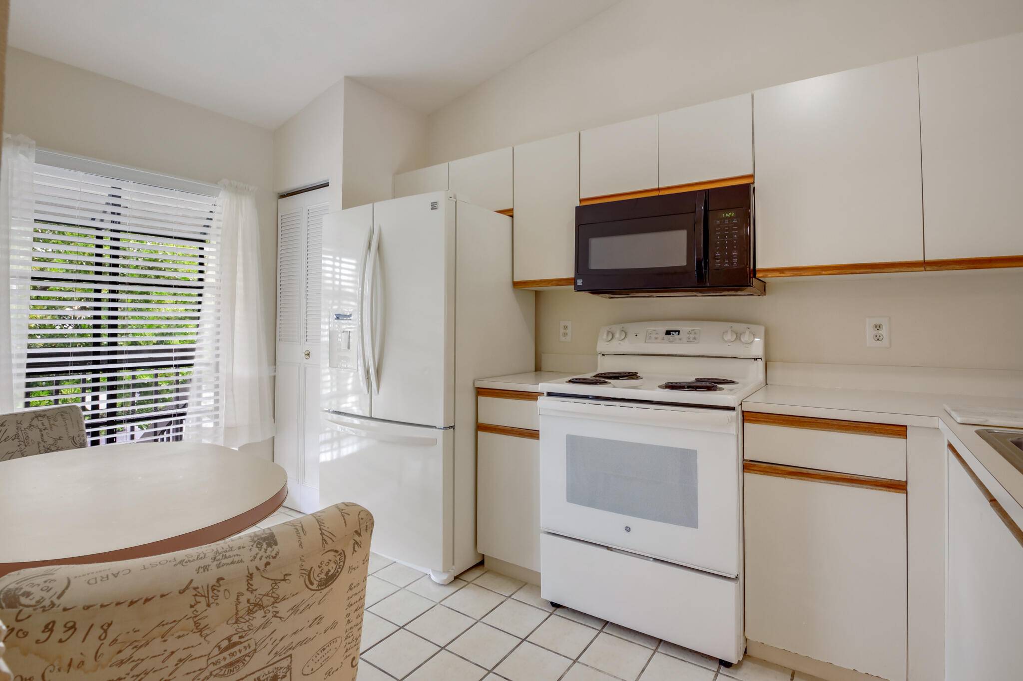 Greenacres, FL 33467,3340 Lucerne Park DR 3340