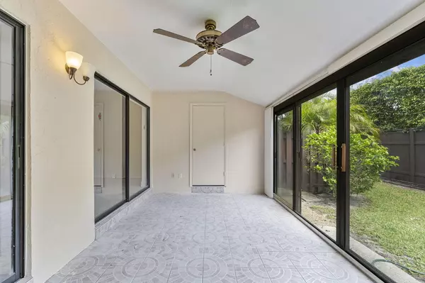 Greenacres, FL 33415,622 Sea Pine WAY H