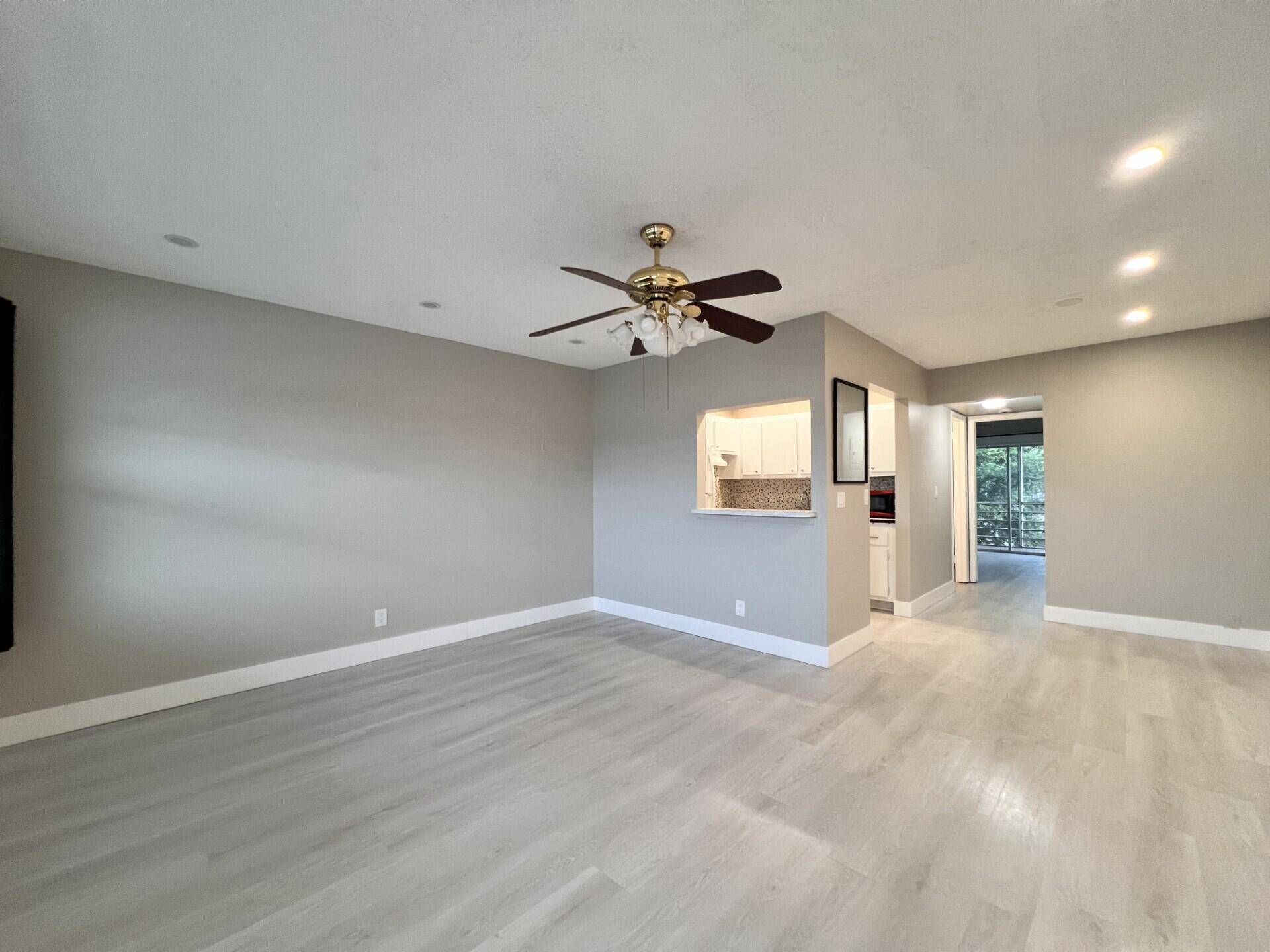 West Palm Beach, FL 33417,55 Kingswood C