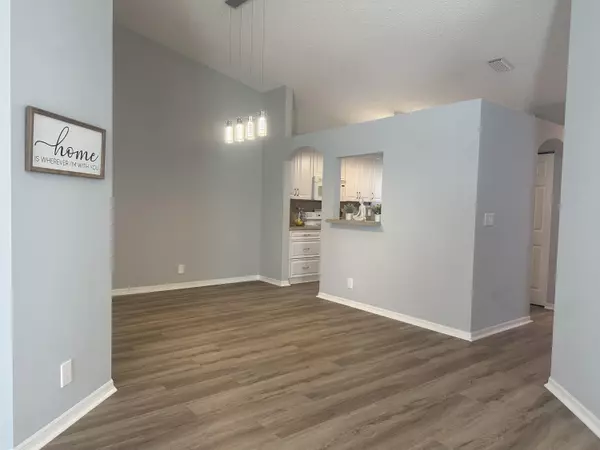 Delray Beach, FL 33484,15443 Floral Club RD