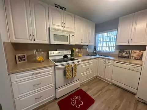 Delray Beach, FL 33484,15443 Floral Club RD