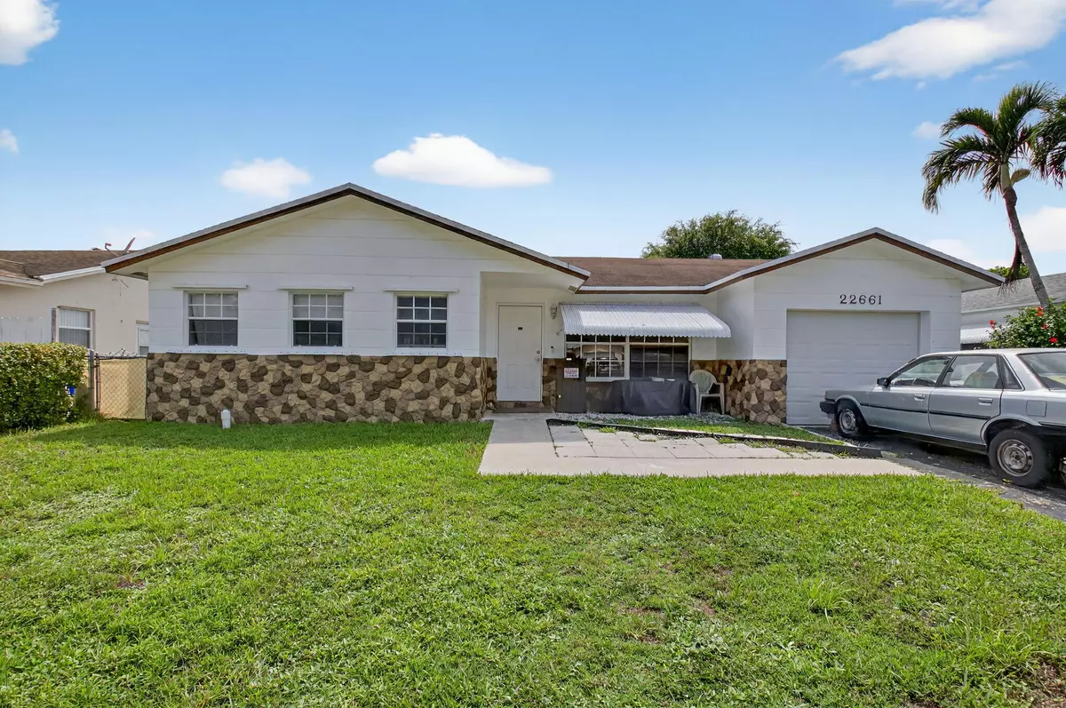 Boca Raton, FL 33428,22661 SW 64th WAY