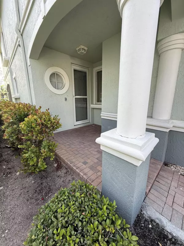 Riviera Beach, FL 33404,2136 Oakmont Drive