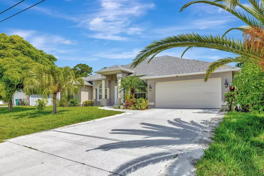 1701 SW Penrose AVE, Port Saint Lucie, FL 34953