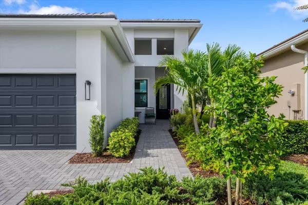Westlake, FL 33470,4918 Saint Armands WAY