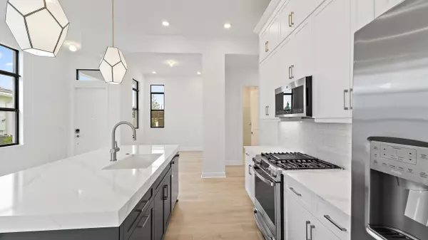 Westlake, FL 33470,4841 Saint Armands WAY