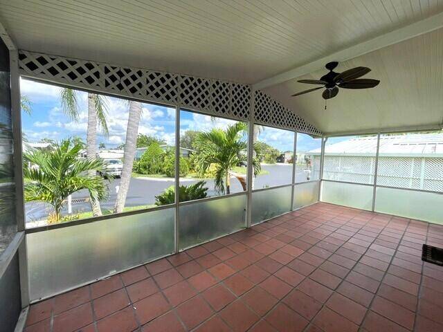 Lantana, FL 33462,3409 Lake Overlook PL
