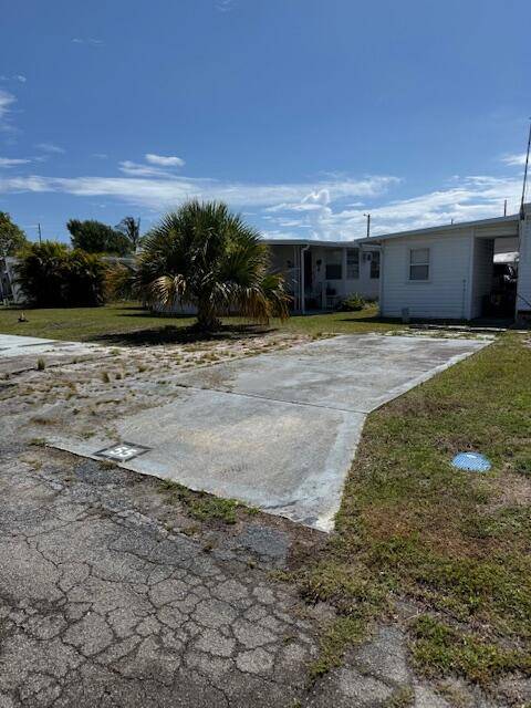Fort Pierce, FL 34946,2023 St Lucie Blvd #55