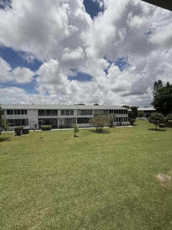 347 Northampton Q,  West Palm Beach,  FL 33417