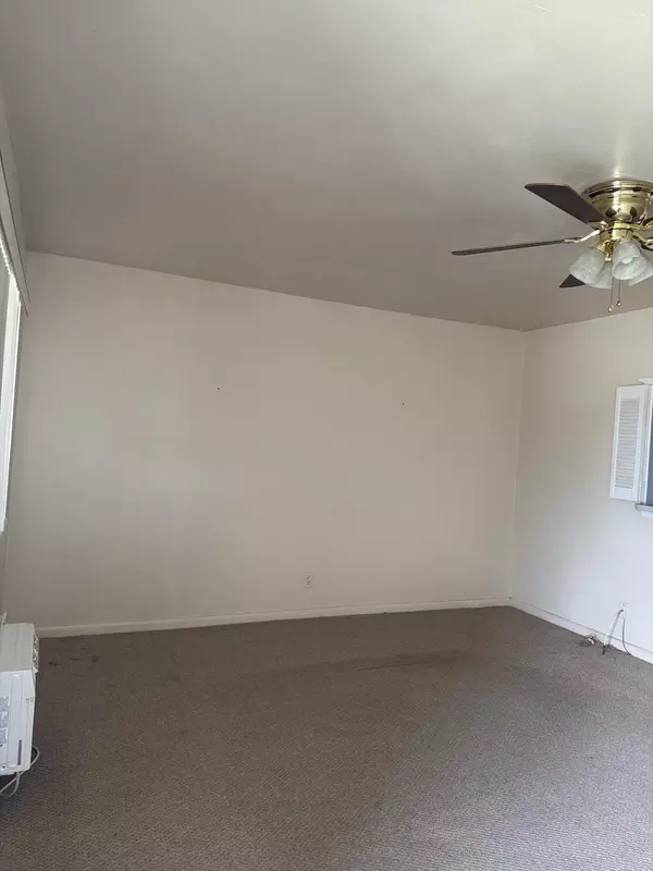 West Palm Beach, FL 33417,347 Northampton Q