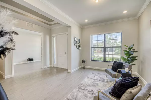 The Acreage, FL 33470,19077 Fly Rod RUN