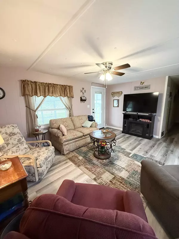 Sebring, FL 33876,110 Logan ST