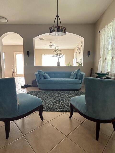West Palm Beach, FL 33413,673 Gazetta WAY