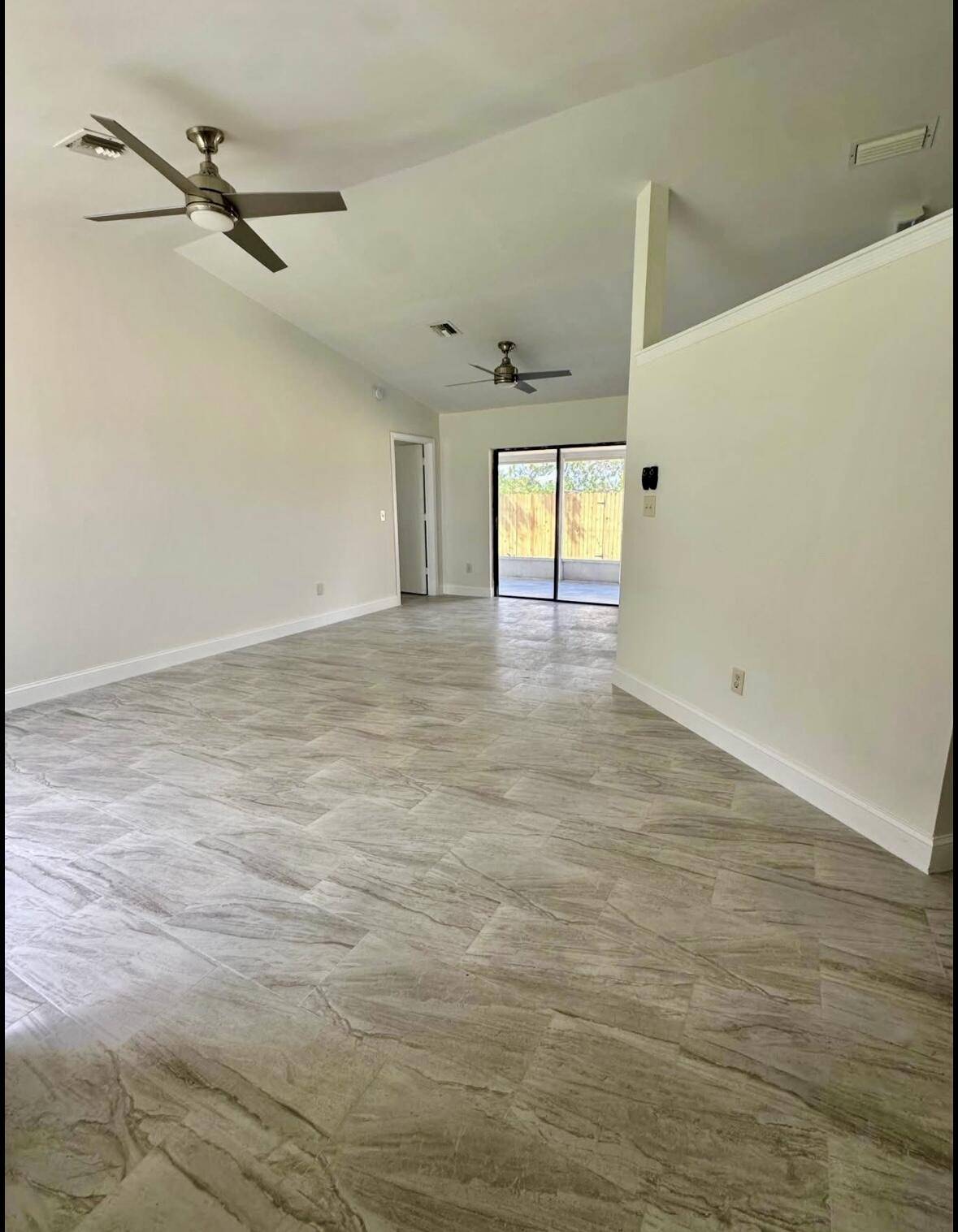 Royal Palm Beach, FL 33411,1275 Mcdermott LN