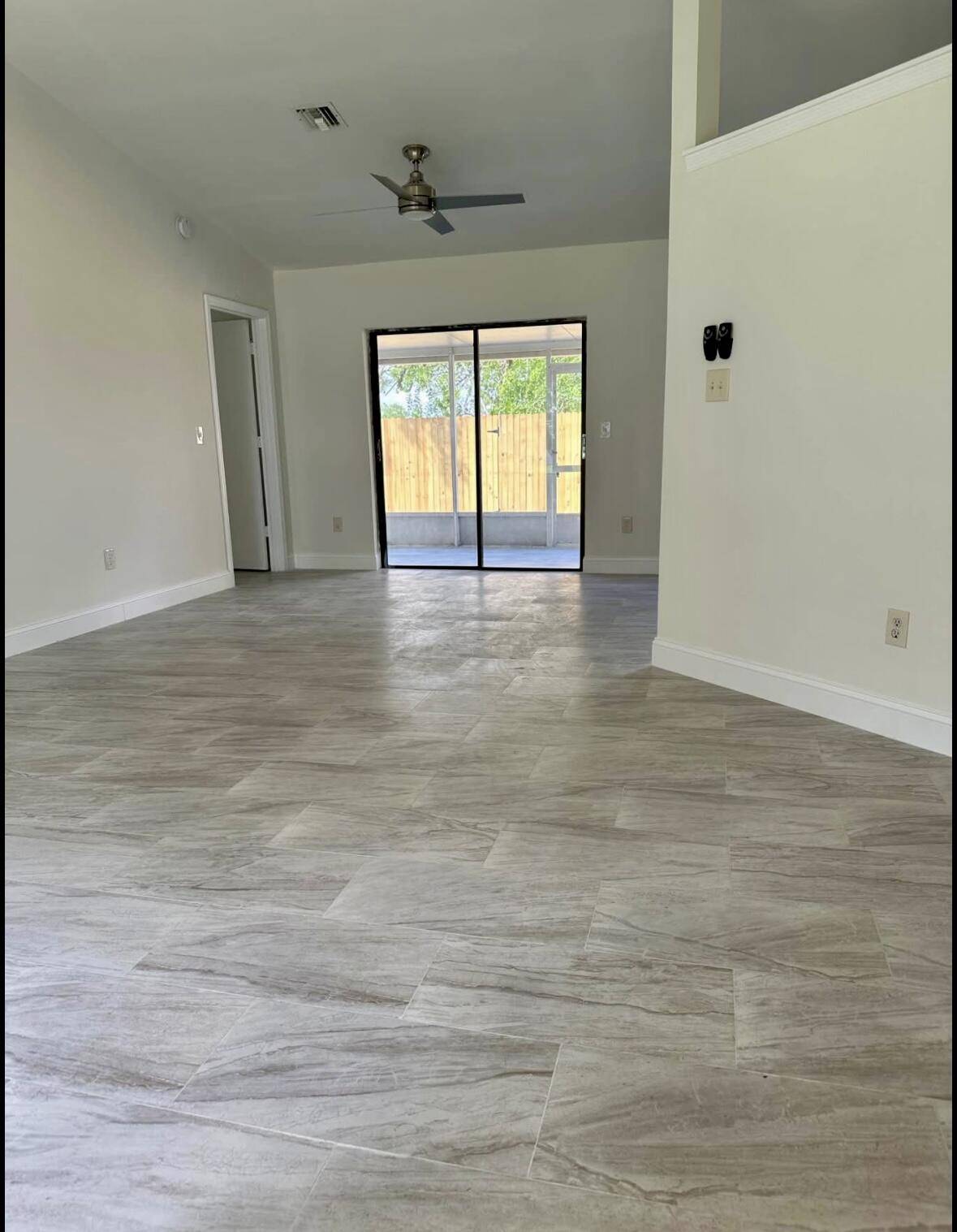 Royal Palm Beach, FL 33411,1275 Mcdermott LN